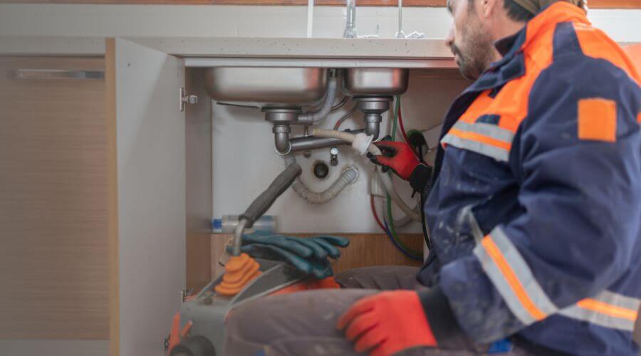 Professional slab leak plumber services in French Village, MO